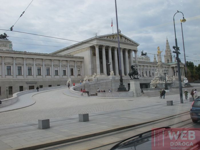 Венский Парламент